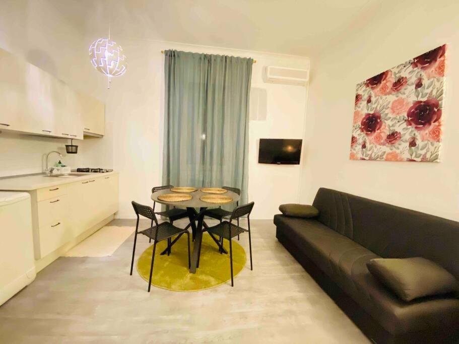 Mamisa Rome, Appartamento Con Parcheggio Privato E Gratuito ภายนอก รูปภาพ
